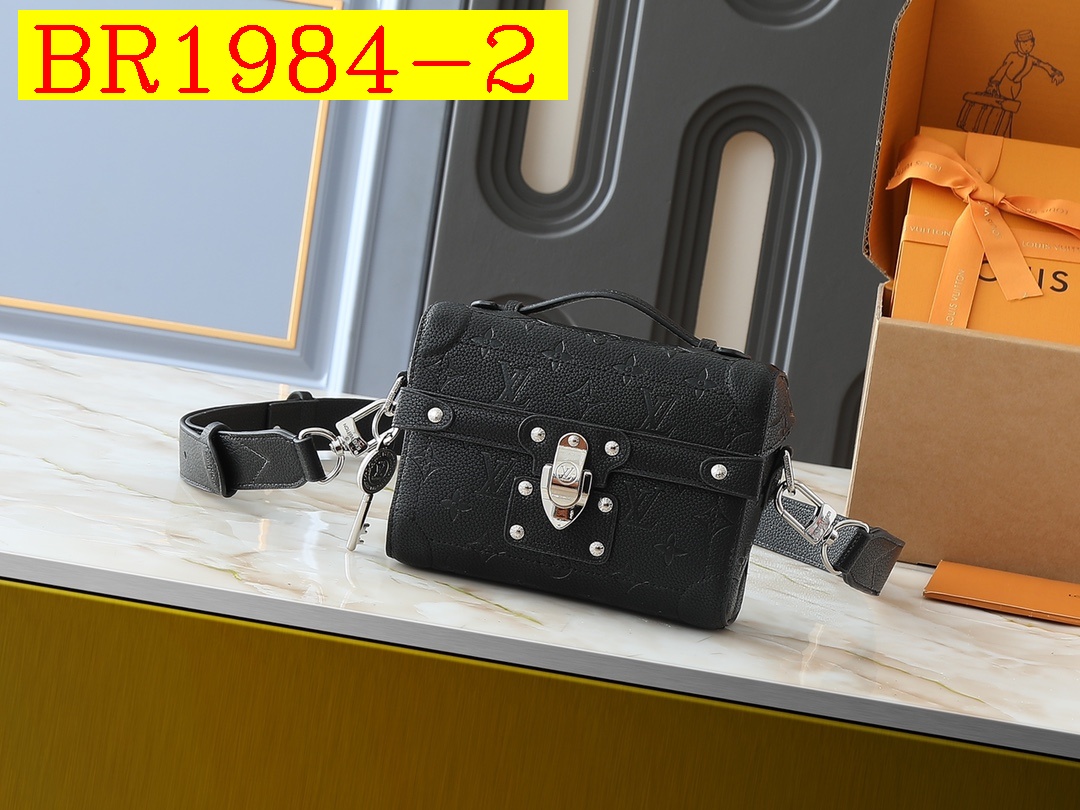 64$ LV Pharrell Williams LV Colorado size 19x15x7 cm 744070 BR1984 gallery