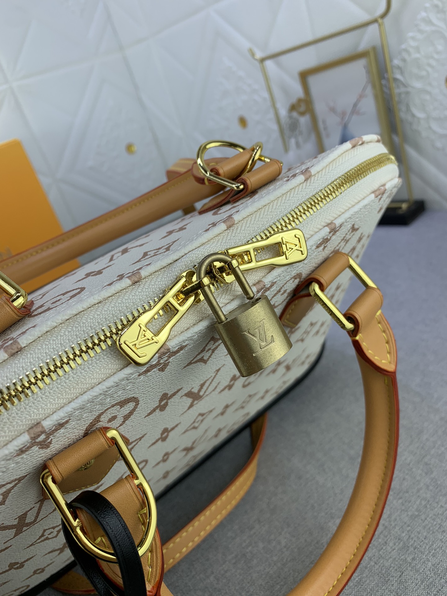 65$ new_dh LV_M46921 M53151 Quality SIZE 32X24X16 CM 84542046324 XR3B122 gallery
