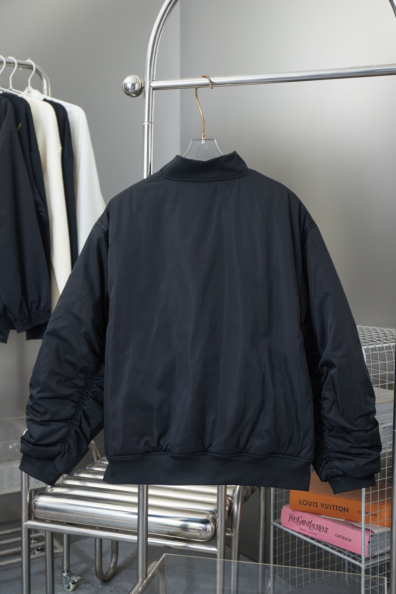 73$ BLCG 24FW Cotton-padded coat size 46-52 342120 WX108 gallery