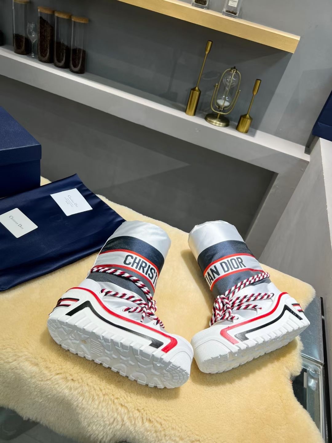 106$ Top Quality Dior Alps Oblique Size 35-40 152660 ZZ947 gallery