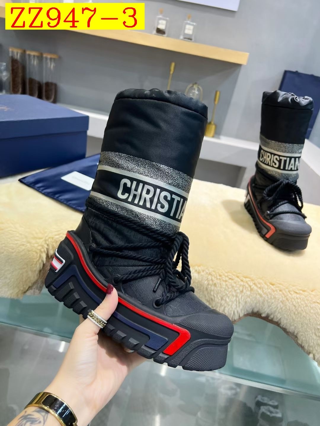 106$ Top Quality Dior Alps Oblique Size 35-40 152660 ZZ947 gallery