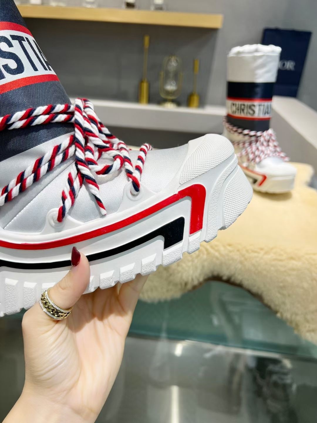 106$ Top Quality Dior Alps Oblique Size 35-40 152660 ZZ947 gallery