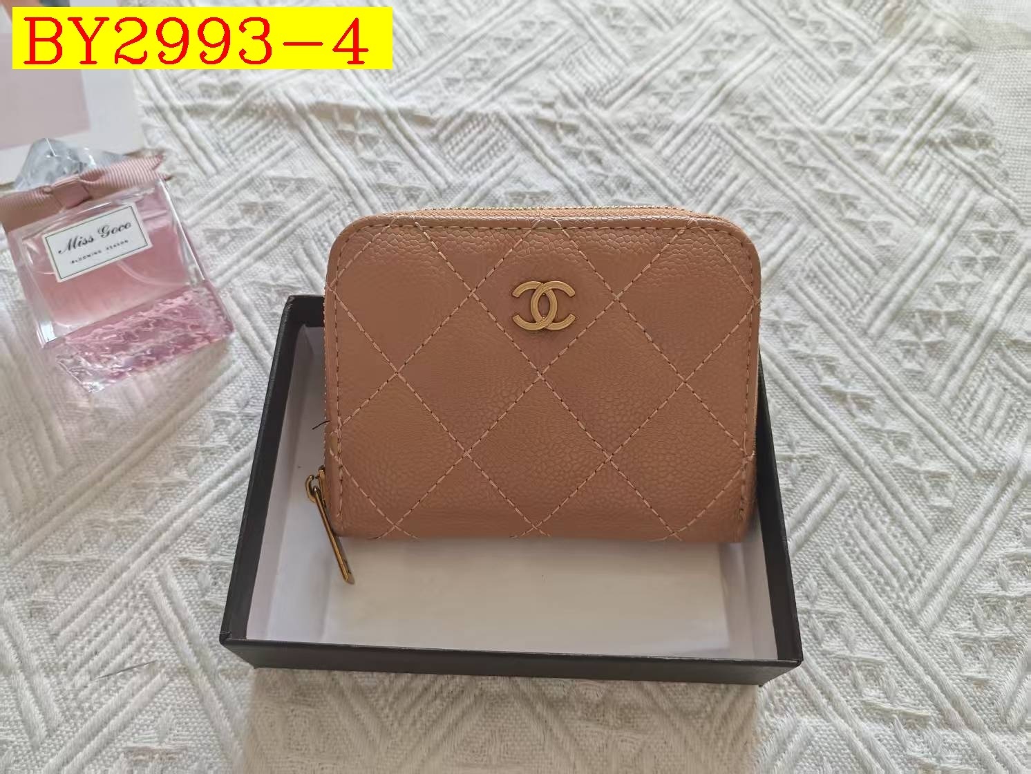 19$ CHANEL 311 Wallet size 13x10x3 cm 0572 BY2993 gallery
