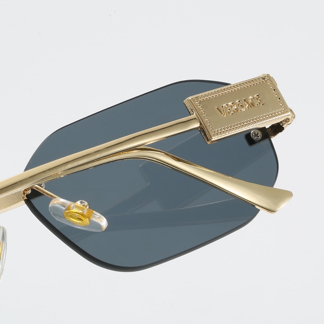 20$ VERSACE 68082 Sunglassess With Box 4696 FF1391 gallery