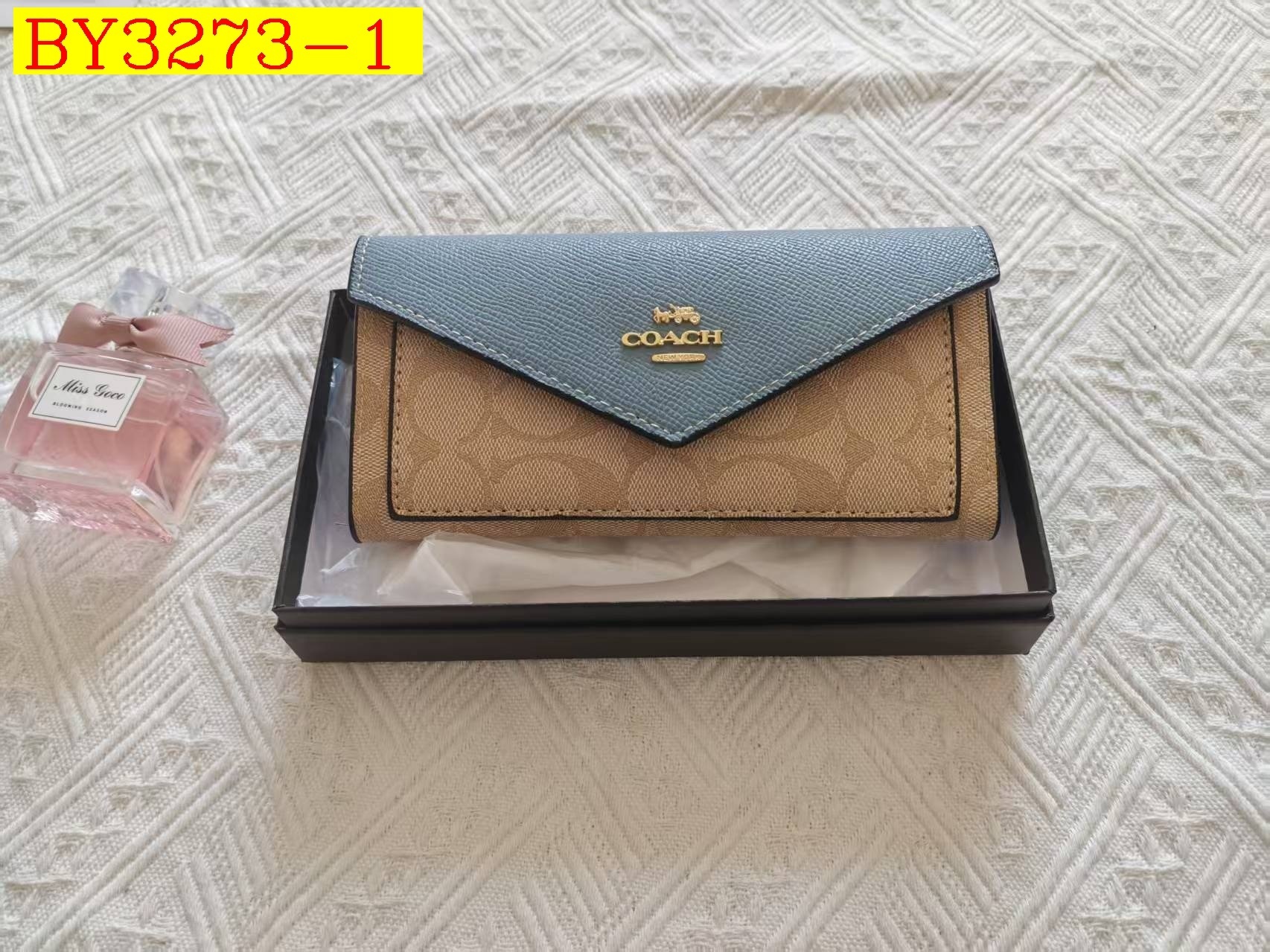 21$ Coach 3008 Wallet size 19x2x9 cm 0508 BY3273 gallery