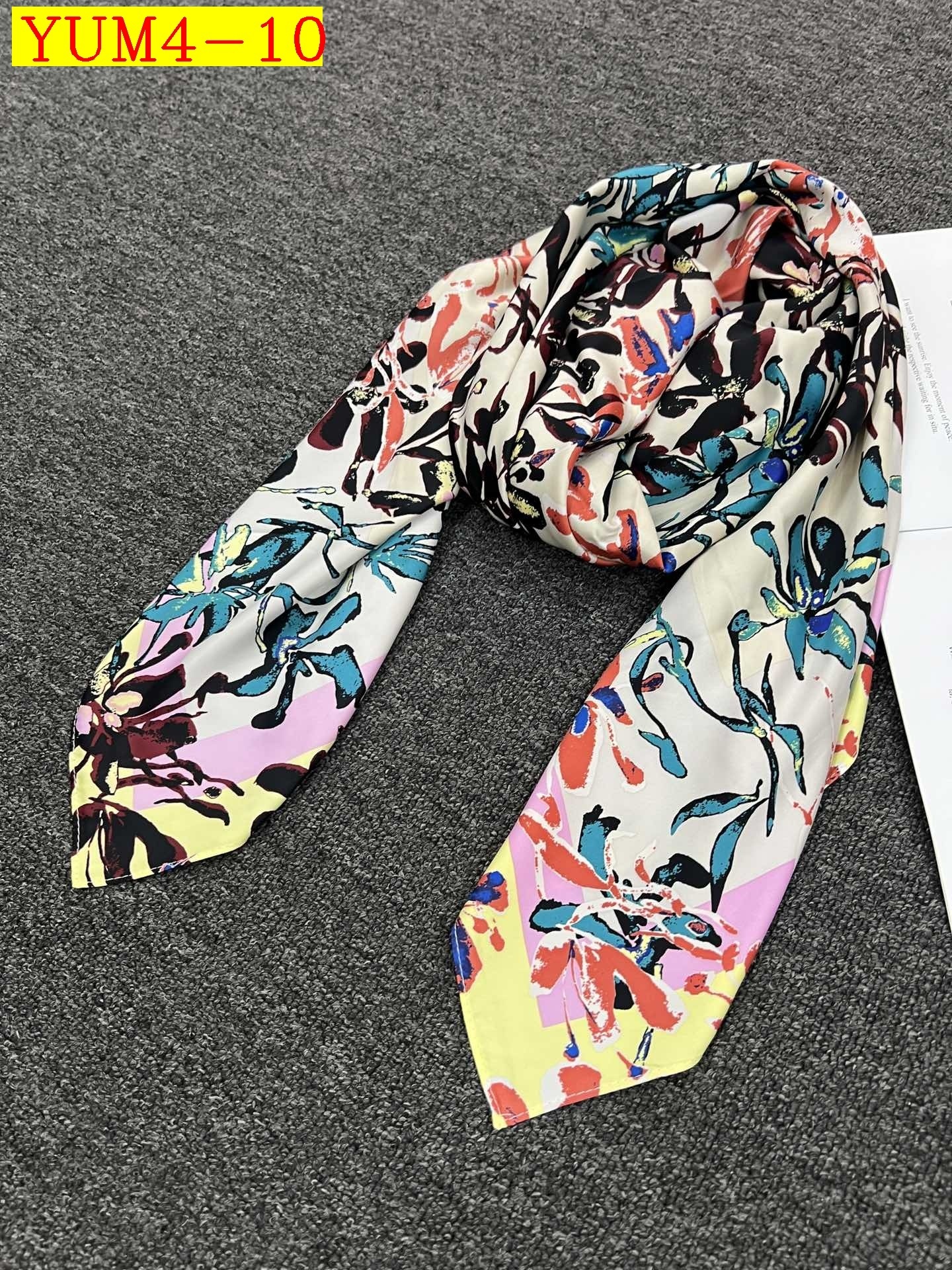 BIMBA Y LOLA Scarf size 130X130 cm 8770 YUM4 gallery