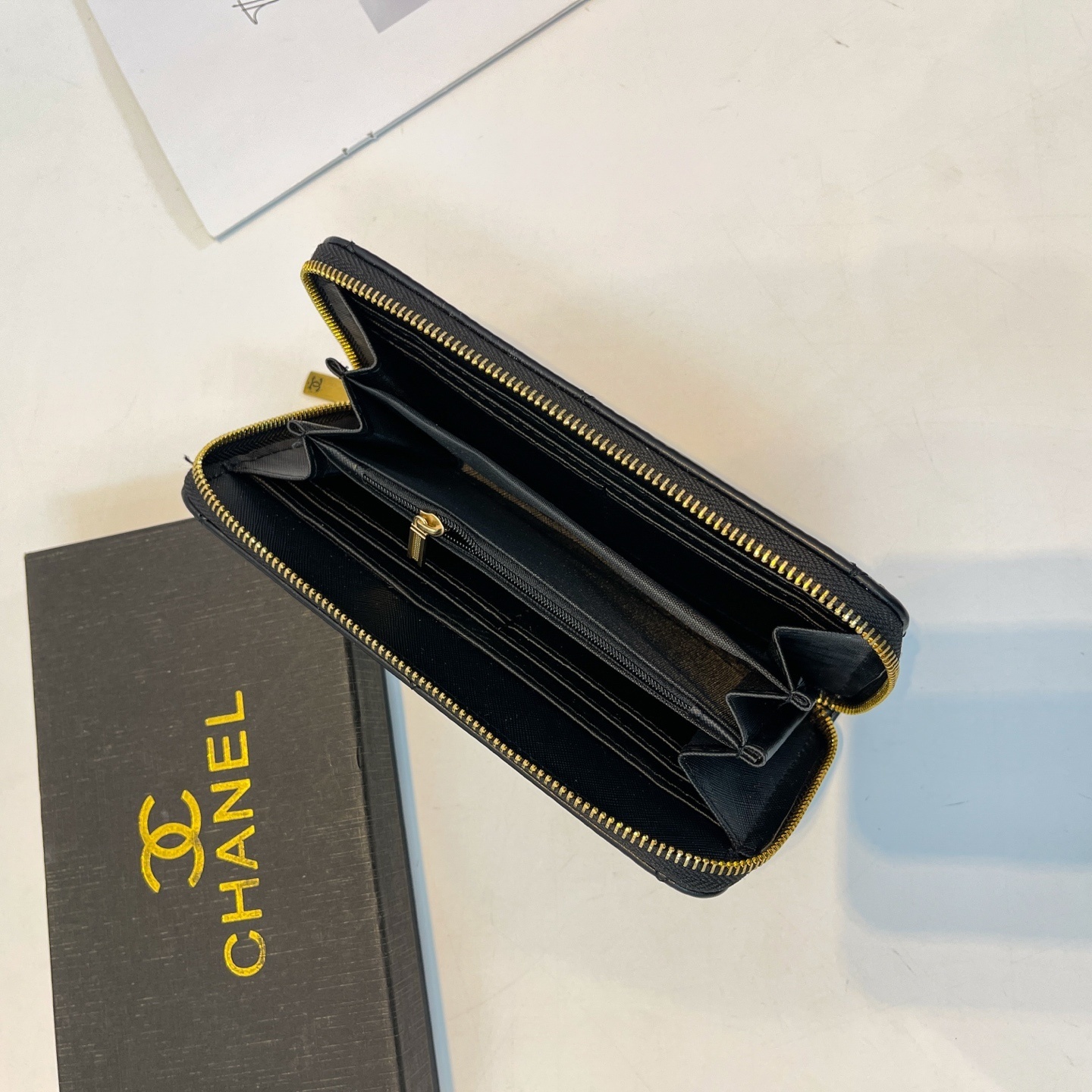 22$ Chanel Wallet size 20x11x3cm 8674 BYA95 gallery