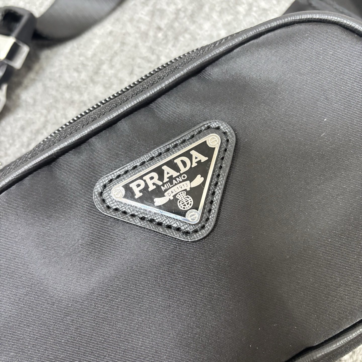 22$ PRADA 4250 Shoulder bag size 23x14x4 cm 9772 BY3213 gallery