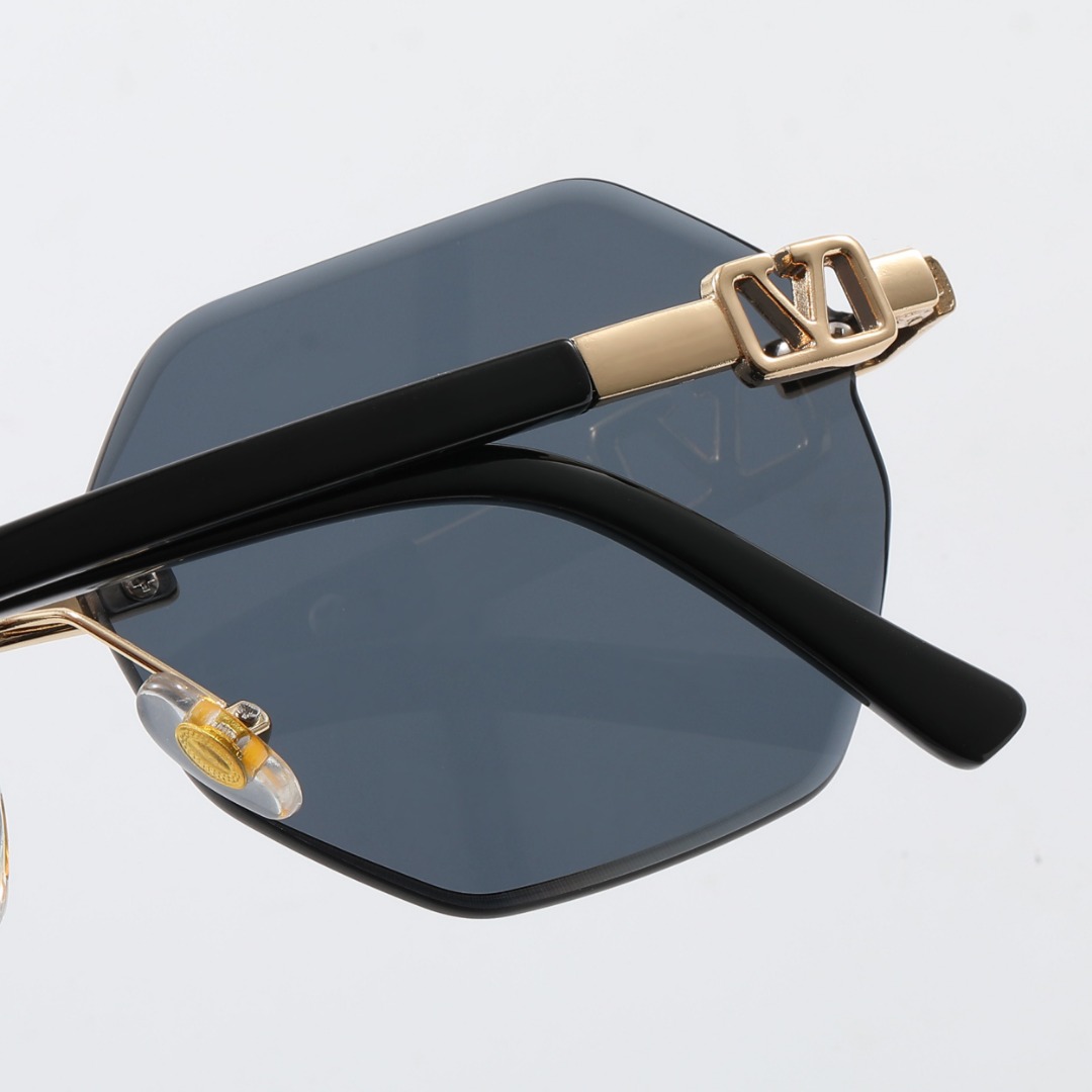22$ dh Valentino 68070 Sunglassess With Box 10256012523 FF1041 gallery