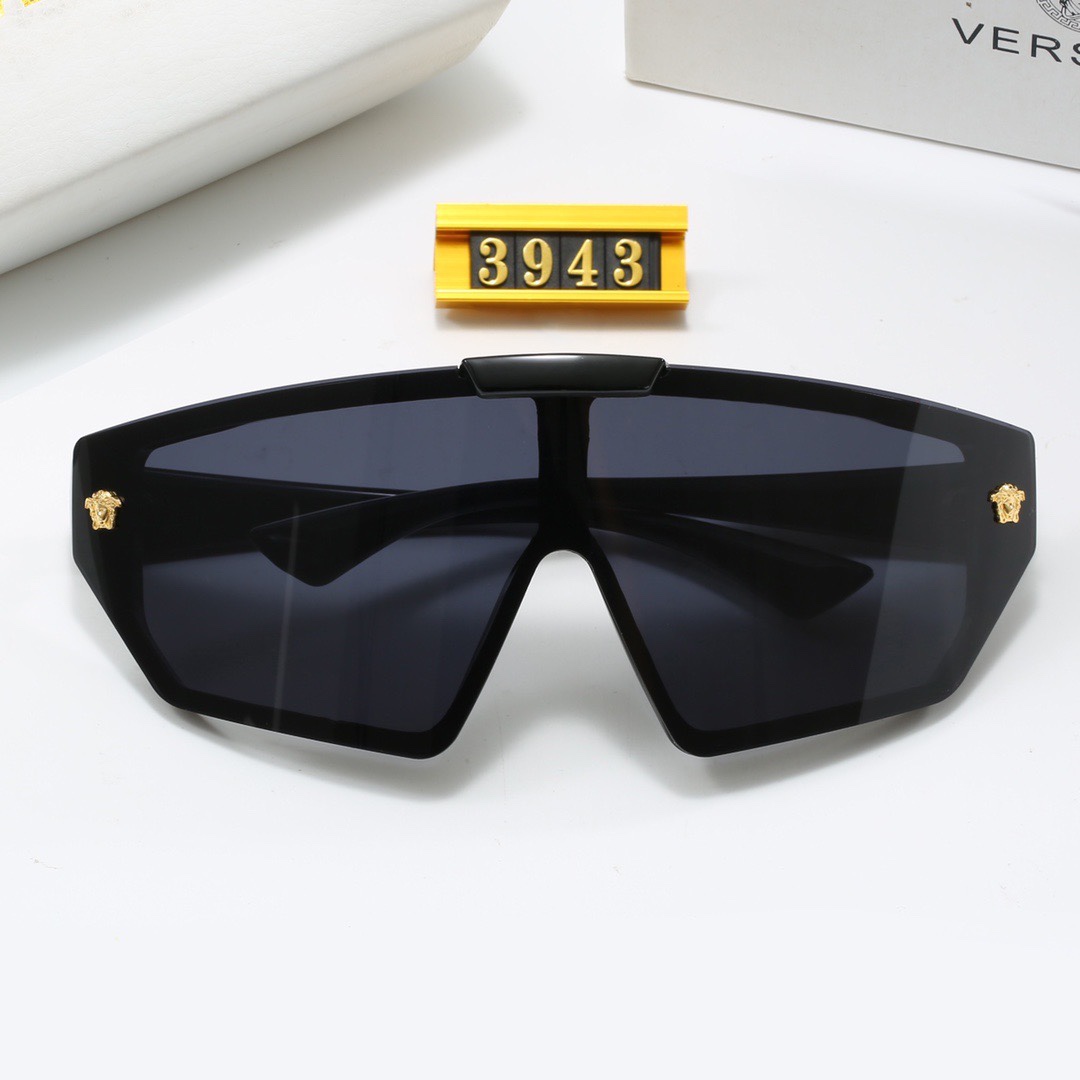 22$ new_dh VERSACE 3943 30561012412 FF6S241 gallery