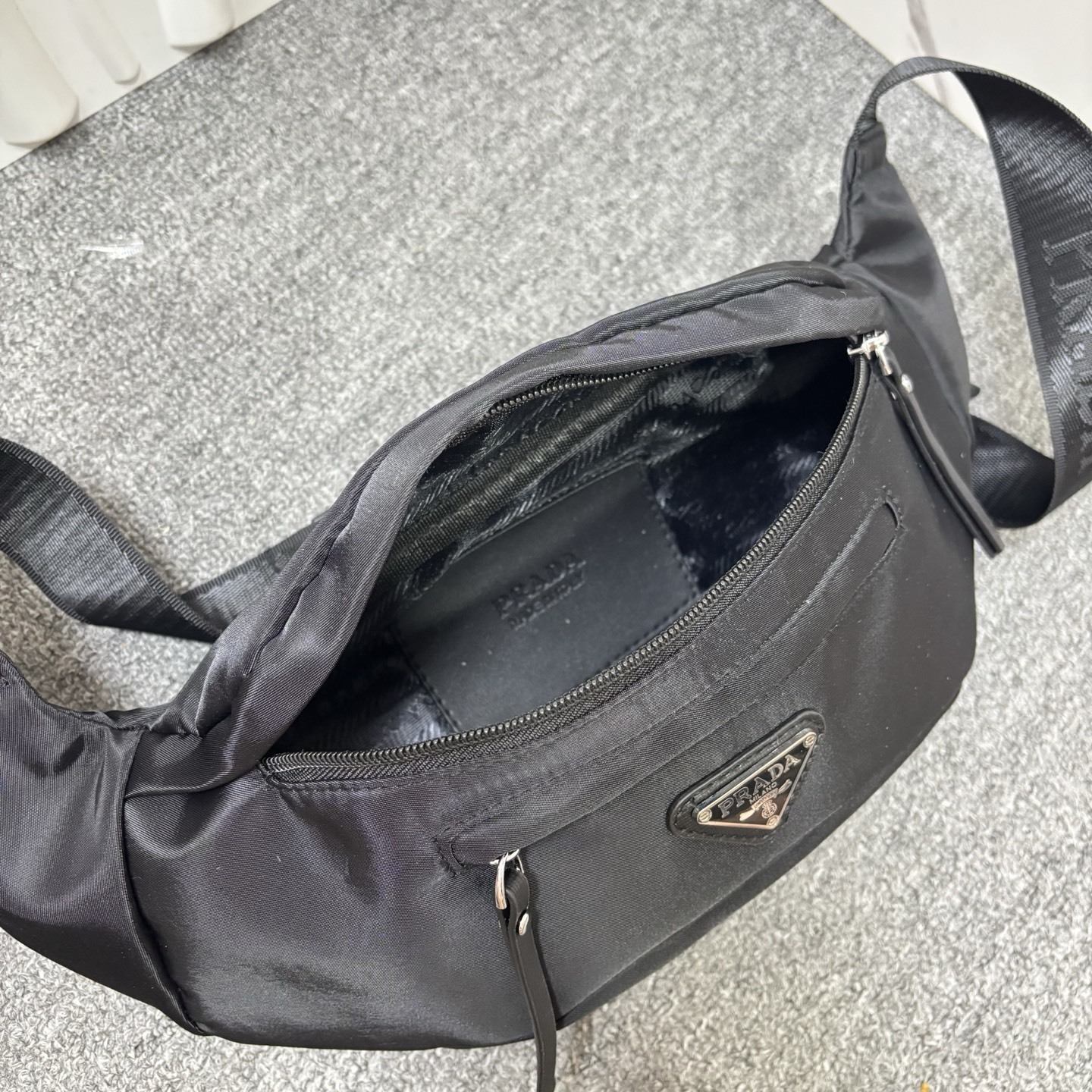 23$ PRADA 9412 Shoulder bag size 37x12x9 cm 0860 BY3225 gallery