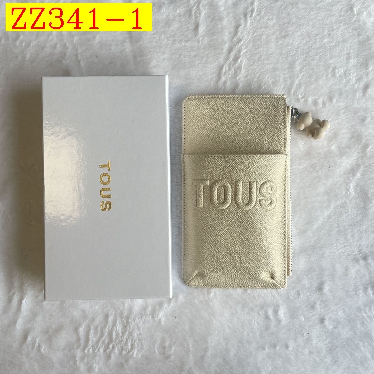 23$ TOUS Wallet 8804 ZZ341 gallery