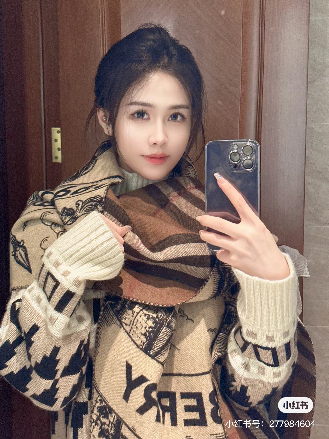 24$ Burberry Cashmere Scarf size 30x180cm 2850 MDL26 gallery