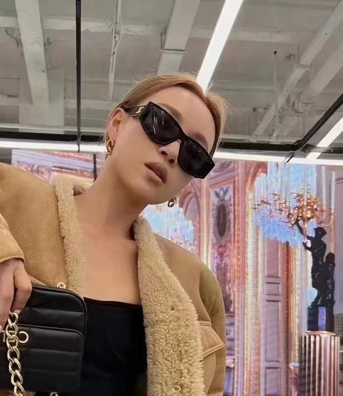 25$ Celine Sunglasses with box 6900 YJQ164 gallery