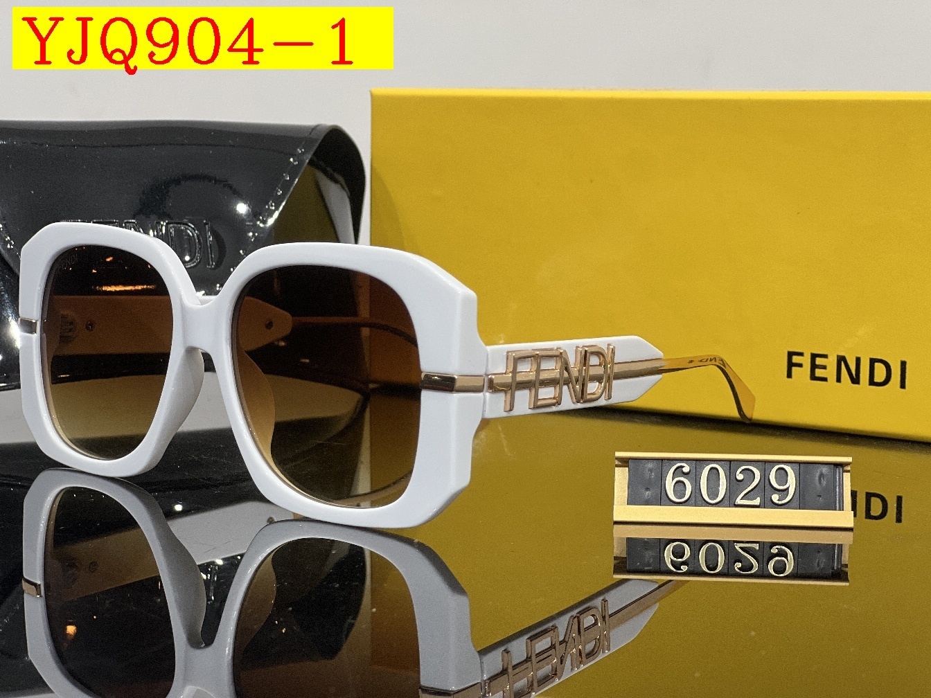 25$ Fendi Sunglasses with box 0990 YJQ904 gallery