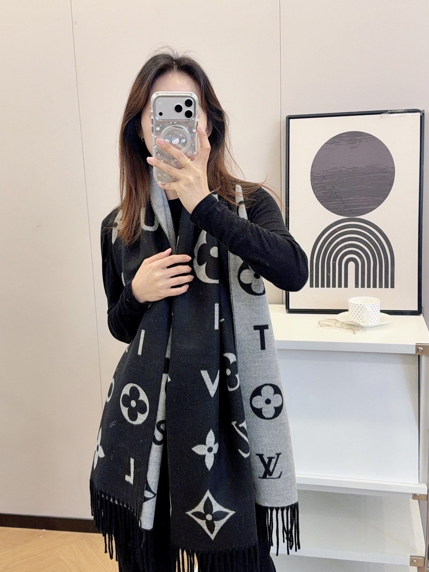 25$ Louis Vuitton Alpaca Scarf Wrap Size 65x180cm 7960 MDL28 gallery