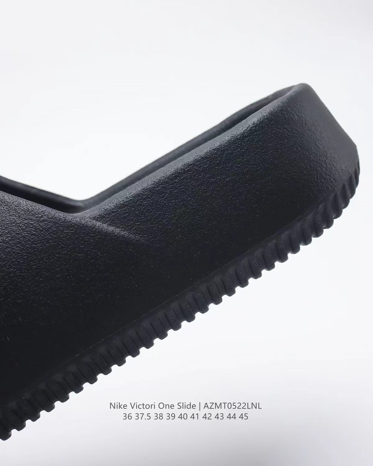 25$ Nike Slippers size 36-45 1500 XWZ36 gallery