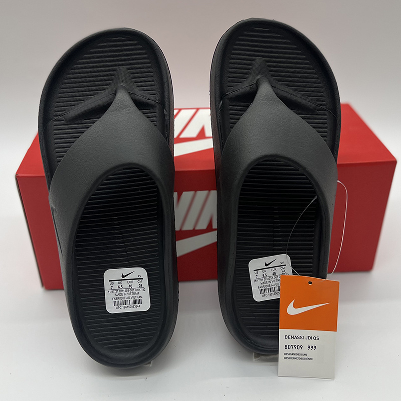 25$ Nike Slippers size 36-45 3560 XWZ42 gallery