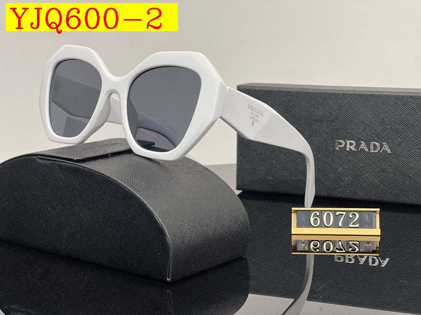 25$ prada Sunglasses with box 5950 YJQ600 gallery
