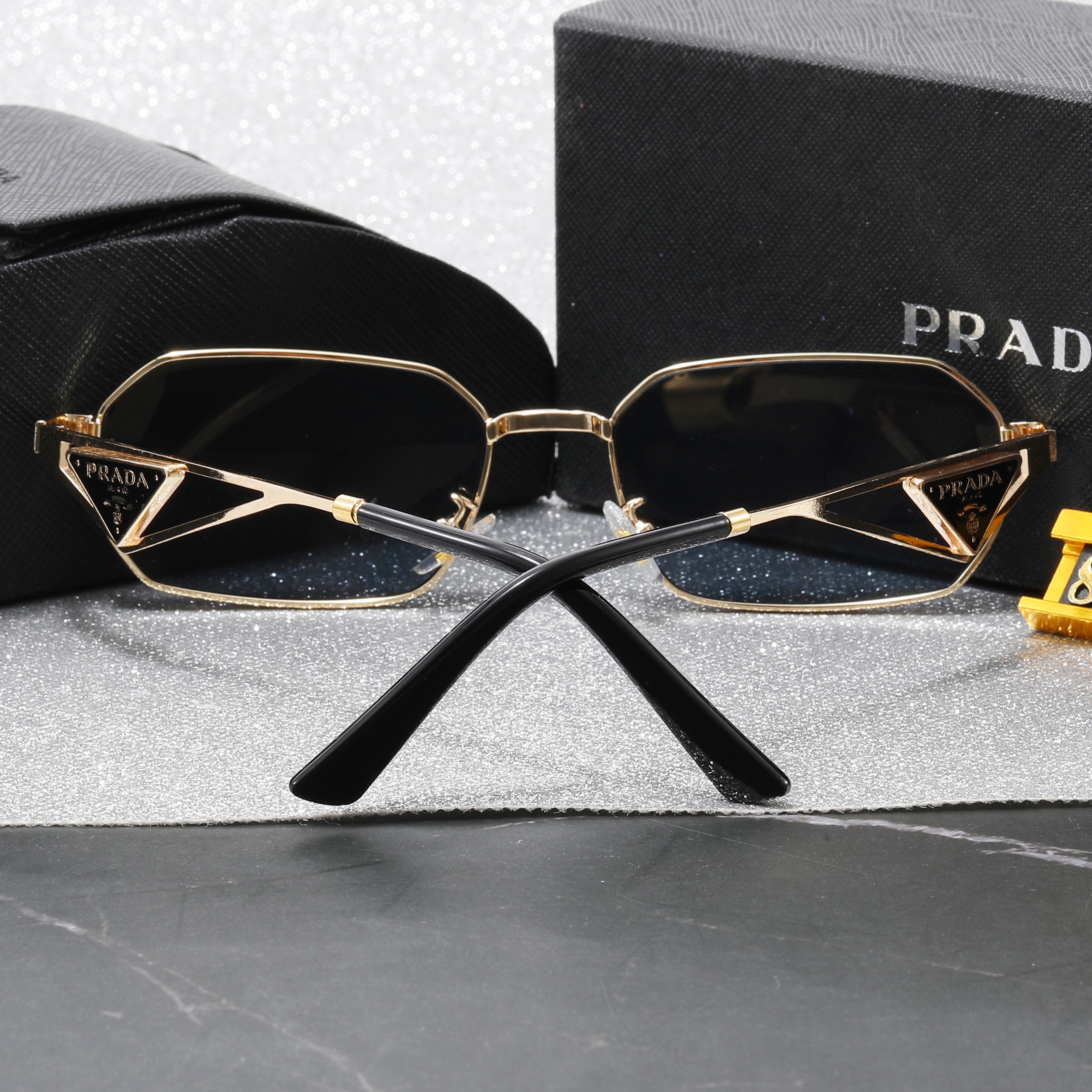25$ prada Sunglasses with box 9980 YJQ638 gallery