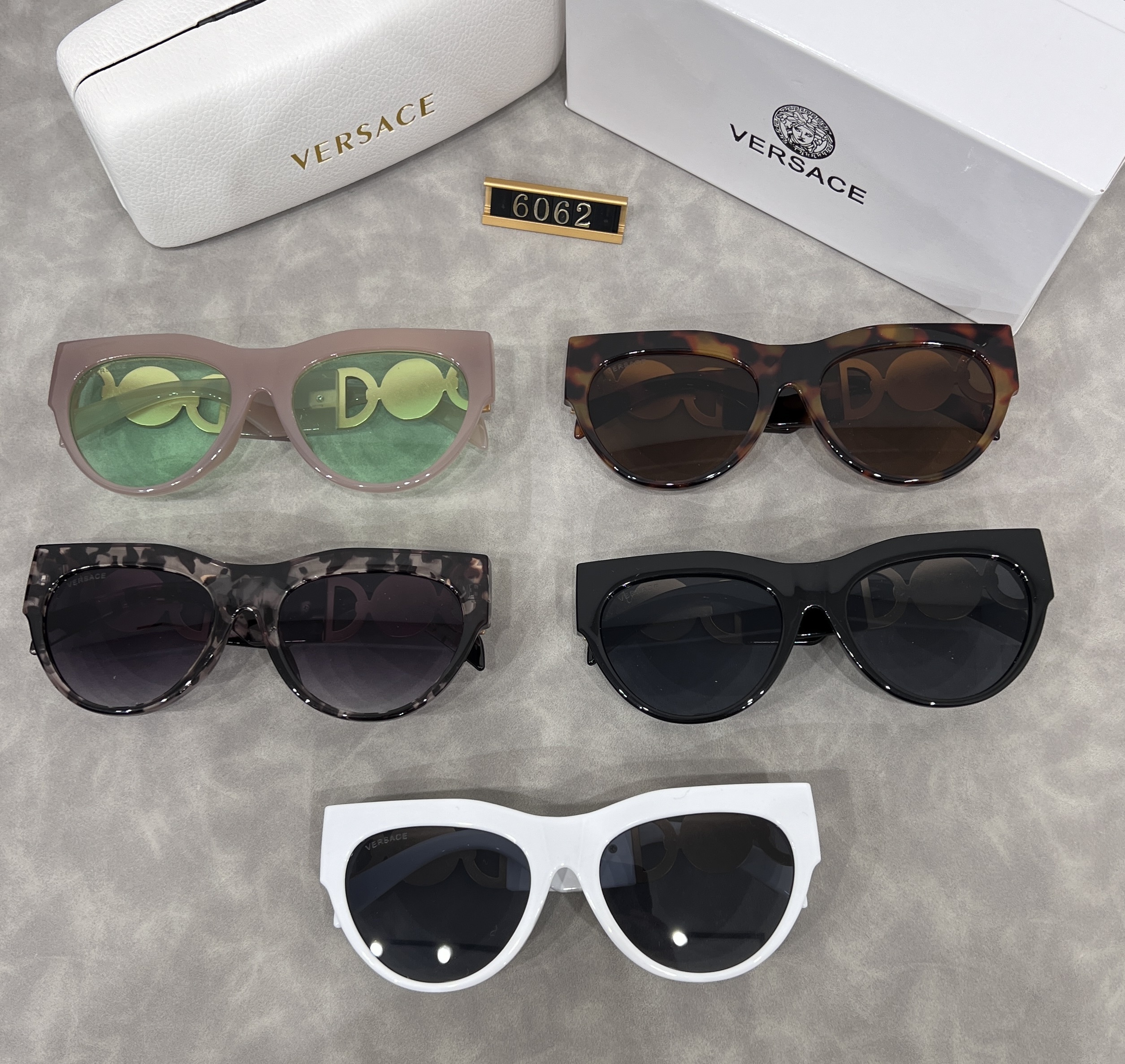 25$ versace Sunglasses with box 3900 YJQ528 gallery