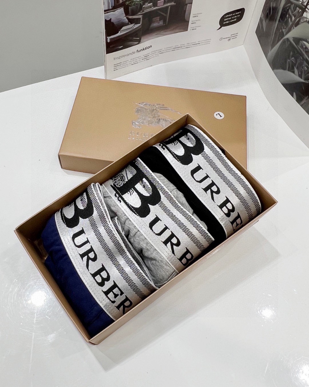 26$ Burberry Underwear size L-2XL 718090 LNF432 gallery