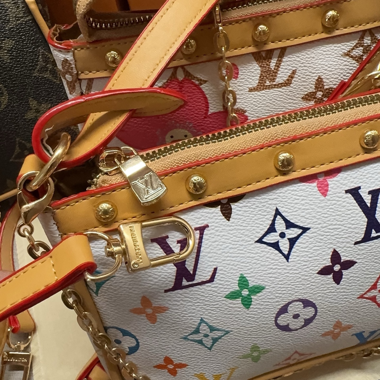 26$ LV 32118 Shoulder bag size 22x13x6 cm 6766 BY3459 gallery