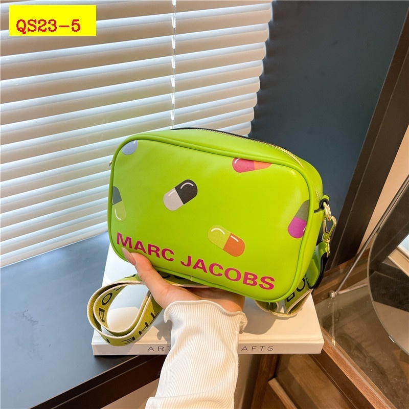 26$ MARC JACOBS 5919 size 22x16x8 cm 3786 QS23 gallery
