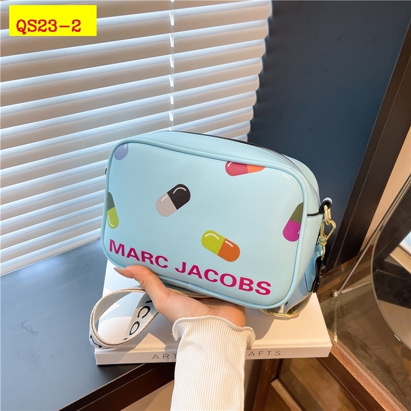 26$ MARC JACOBS 5919 size 22x16x8 cm 3786 QS23 gallery