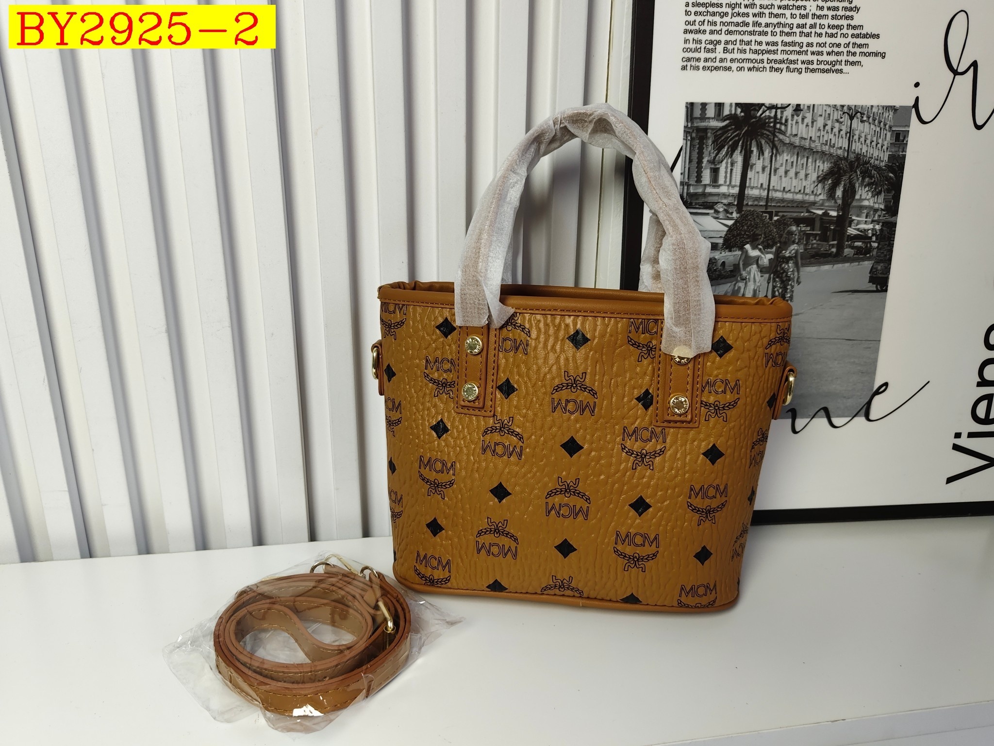 26$ MCM 8069 Tote bag size 23x17x10 cm 9852 BY2925 gallery