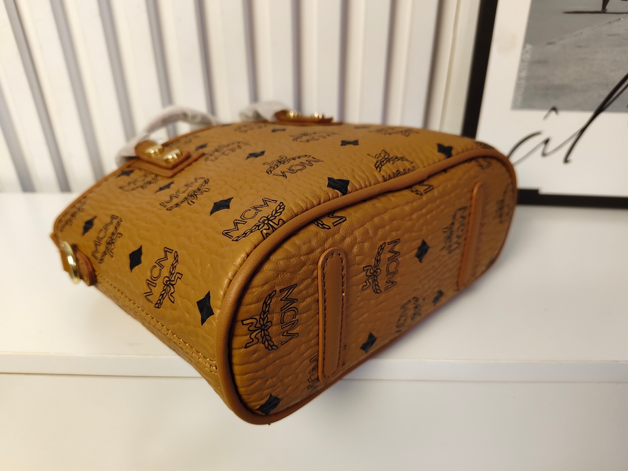 26$ MCM 8069 Tote bag size 23x17x10 cm 9852 BY2925 gallery