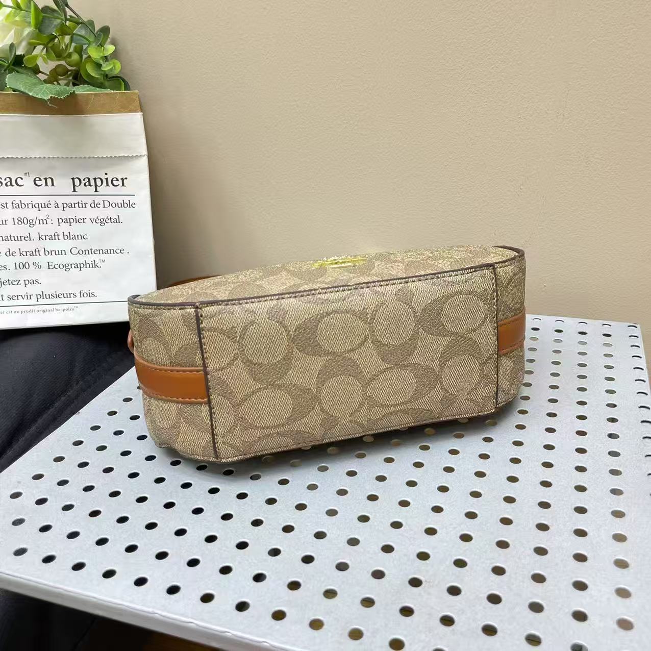 27$ COACH 80607 Shoulder bag size 22x17x8 cm shoupin 9904 BY3323 gallery