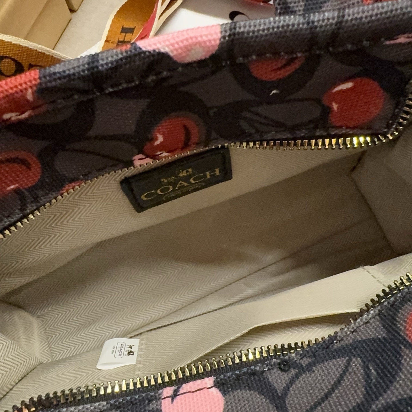 27$ COACH Tote bag size 25x18x6 cm 2838 BY3263 gallery