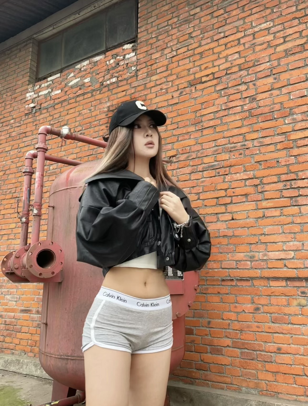 27$ Calvin Klein CK size S-L 7910 BF82 gallery