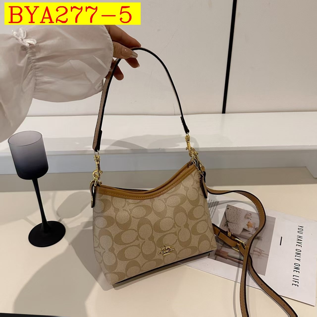 27$ Coach Shoulder bag Size 20x16x8cm 513060 BYA277 gallery