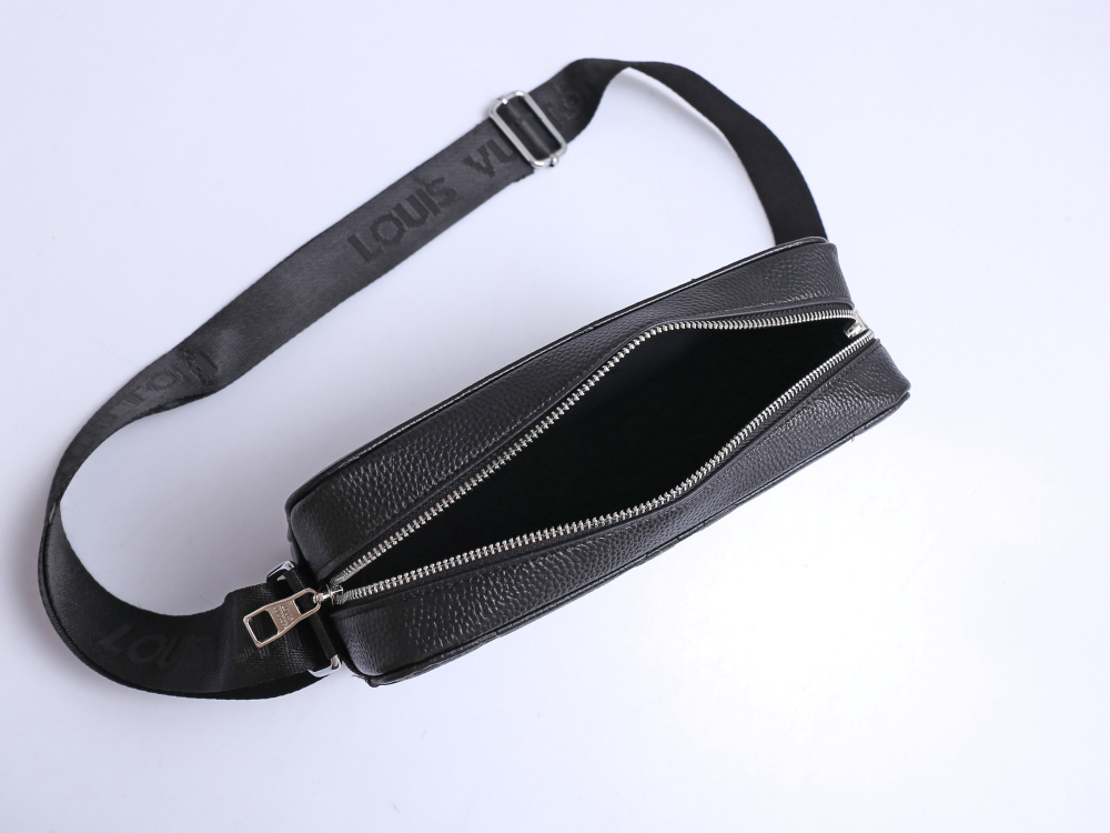 27$ LV 0226 Shoulder bag size 26X18X7 cm 616060 BR1934 gallery