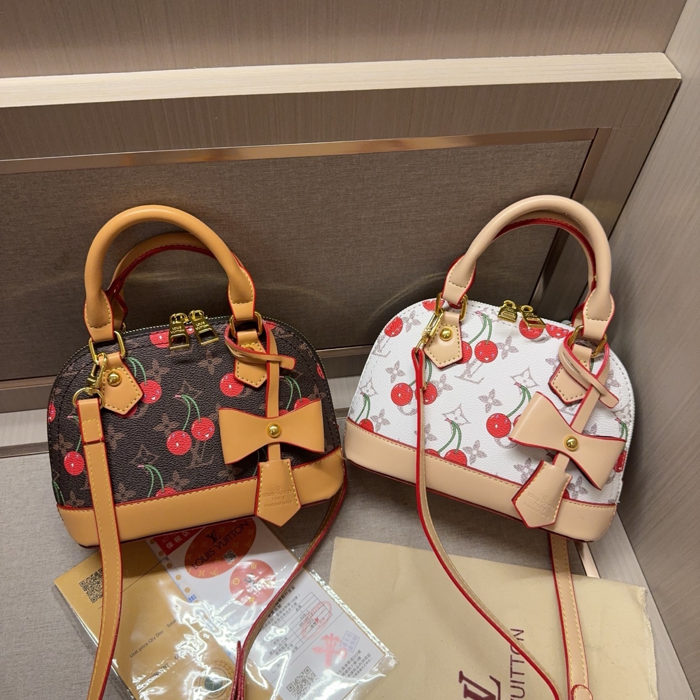 27$ LV 7174 Shoulder bag size 22x15x8 cm 6808 BY3509 gallery