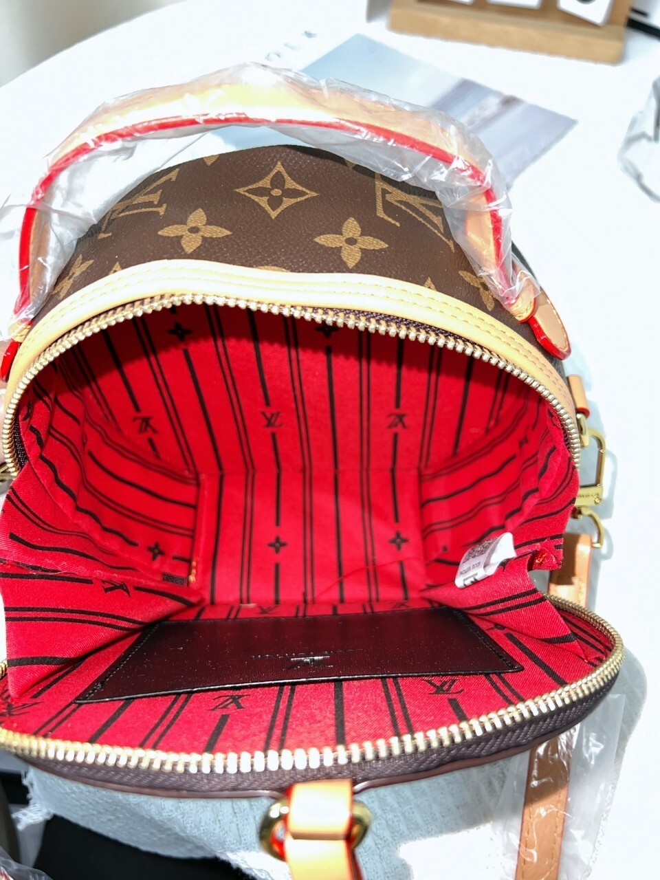 27$ LV Shoulder bag size 18x7x19 cm 2910 BY3547 gallery