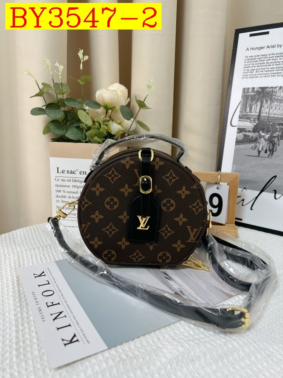 27$ LV Shoulder bag size 18x7x19 cm 2910 BY3547 gallery