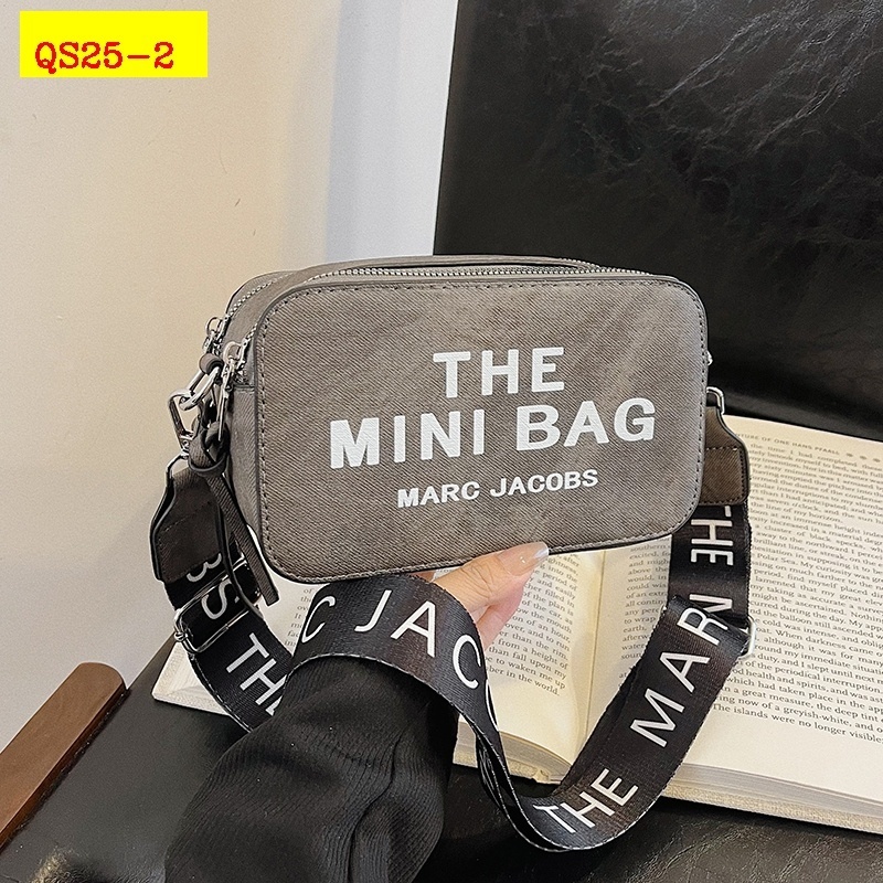 27$ MARC JACOBS 655 size 19x7x12 cm 4822 QS25 gallery