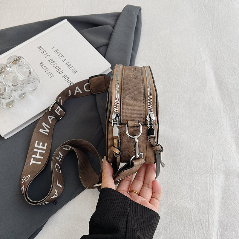 27$ MARC JACOBS 655 size 19x7x12 cm 4822 QS25 gallery