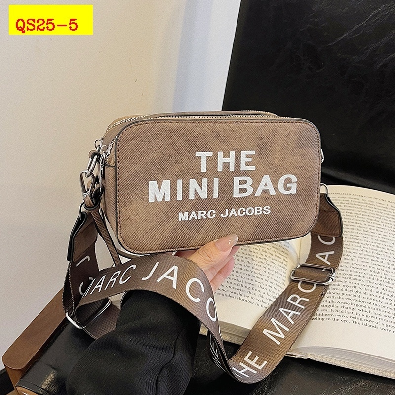 27$ MARC JACOBS 655 size 19x7x12 cm 4822 QS25 gallery