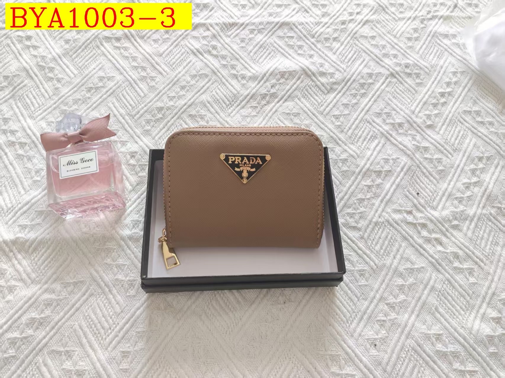 27$ Prada Wallet size 12x3x11cm 1592 BYA1003 gallery