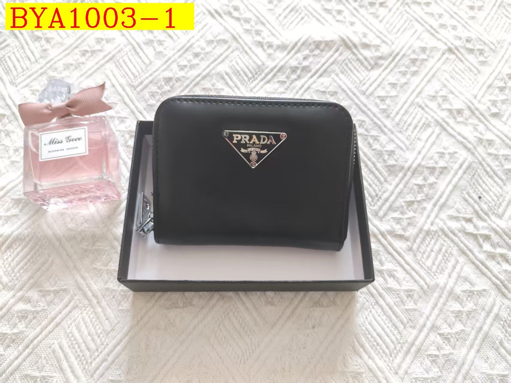 27$ Prada Wallet size 12x3x11cm 1592 BYA1003 gallery
