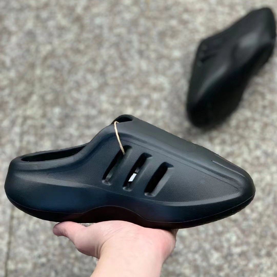 27$ adidas Slippers size 40-45 1664 XWZ12 gallery