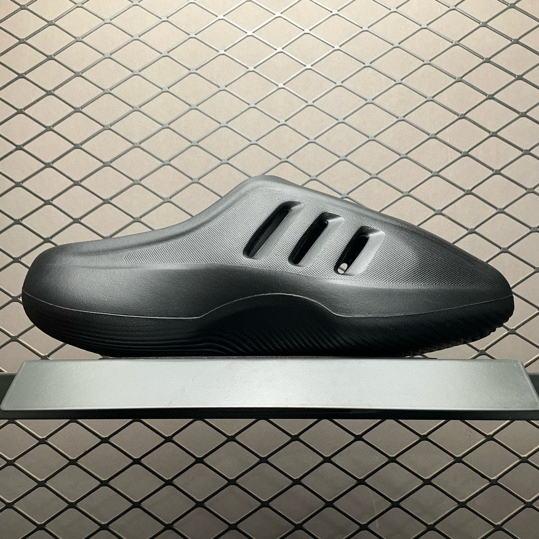 27$ adidas Slippers size 40-45 1664 XWZ12 gallery