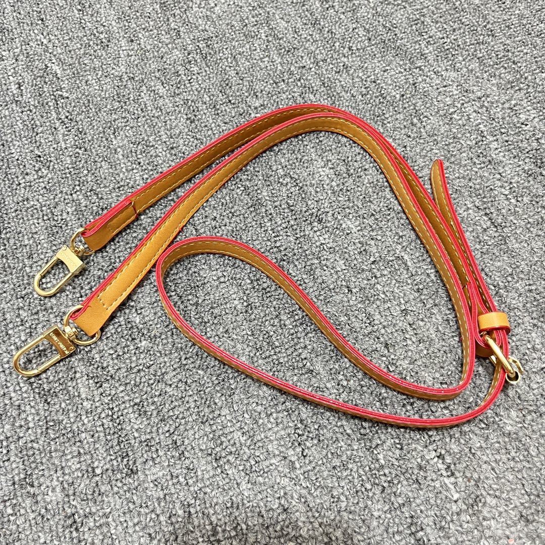 27$ dh LV 3826 Shoulder bag size 20X14X12 cm 90571812970 BY2621 gallery