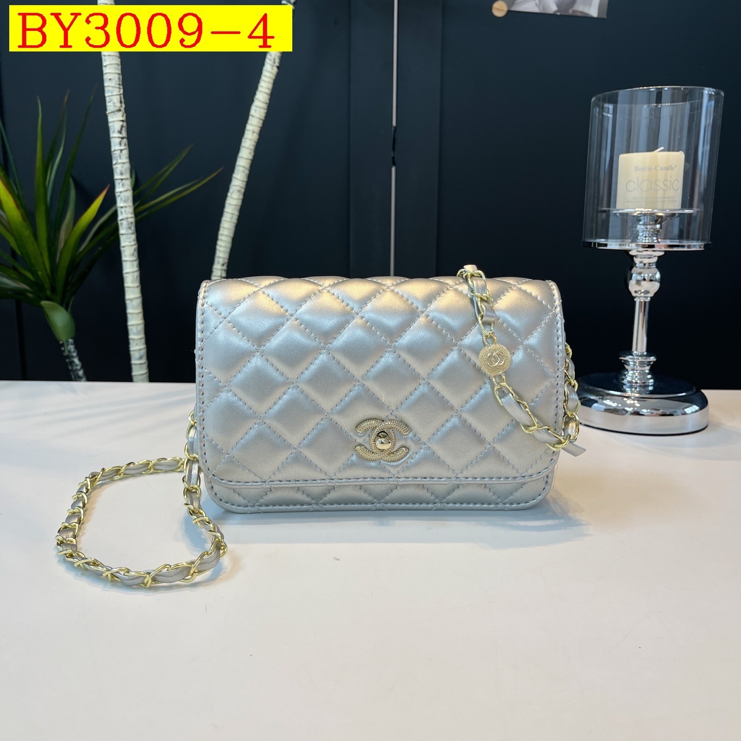 28$ CHANEL 9610 Shoulder bag size 21x14x7 cm 712050 BY3009 gallery