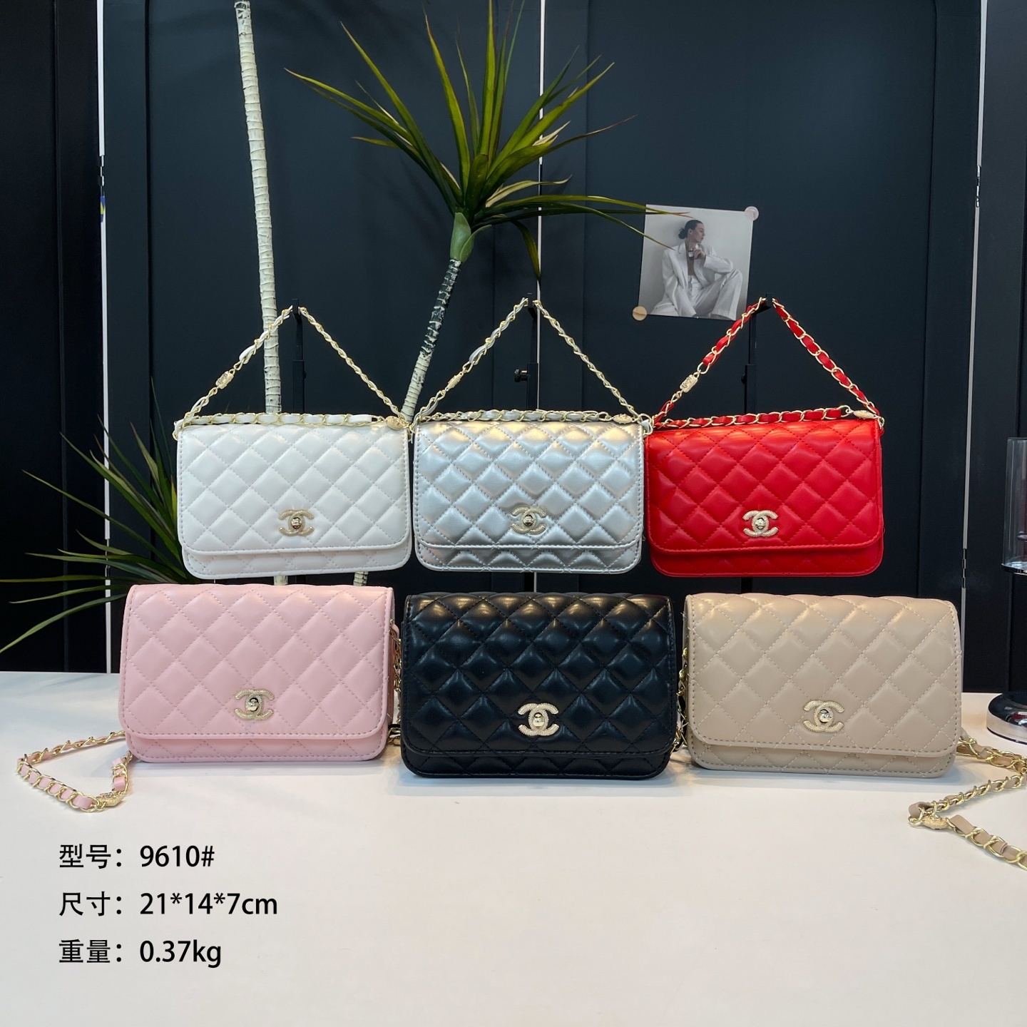 28$ CHANEL 9610 Shoulder bag size 21x14x7 cm 712050 BY3009 gallery