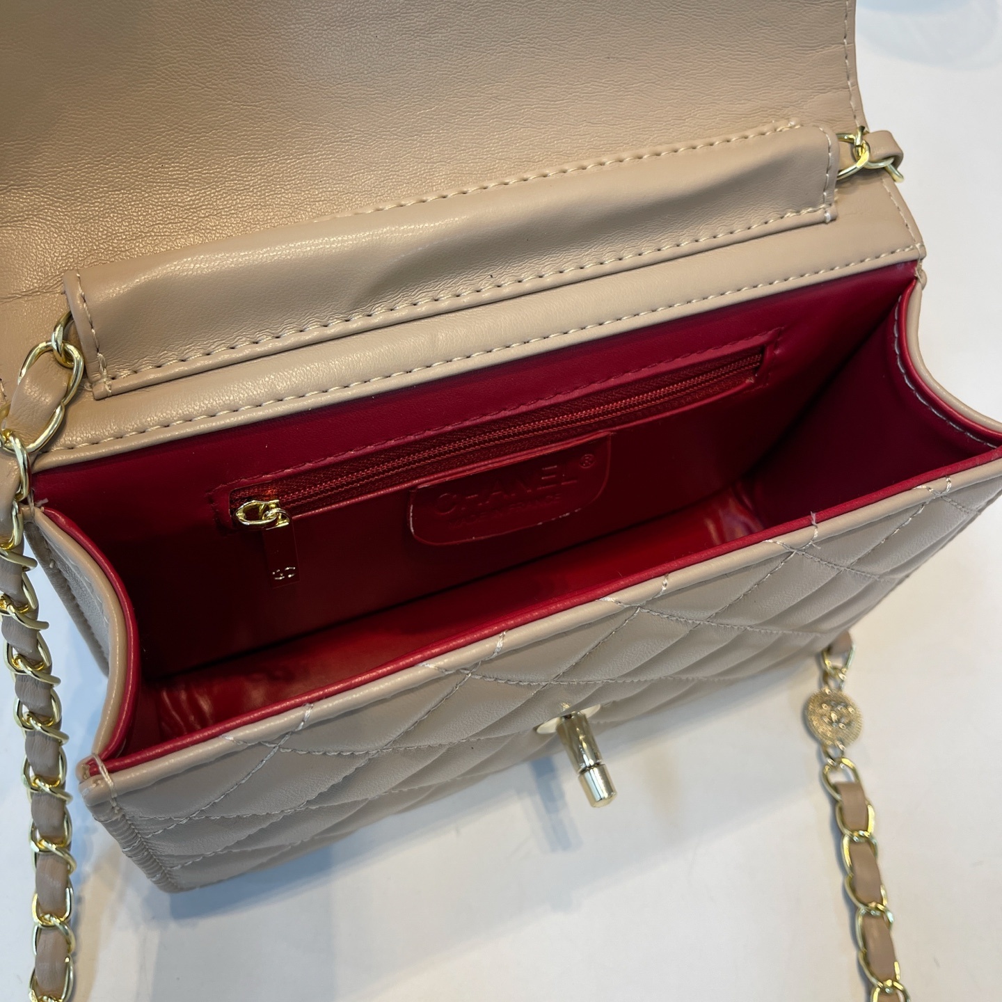 28$ CHANEL 9610 Shoulder bag size 21x14x7 cm 712050 BY3009 gallery